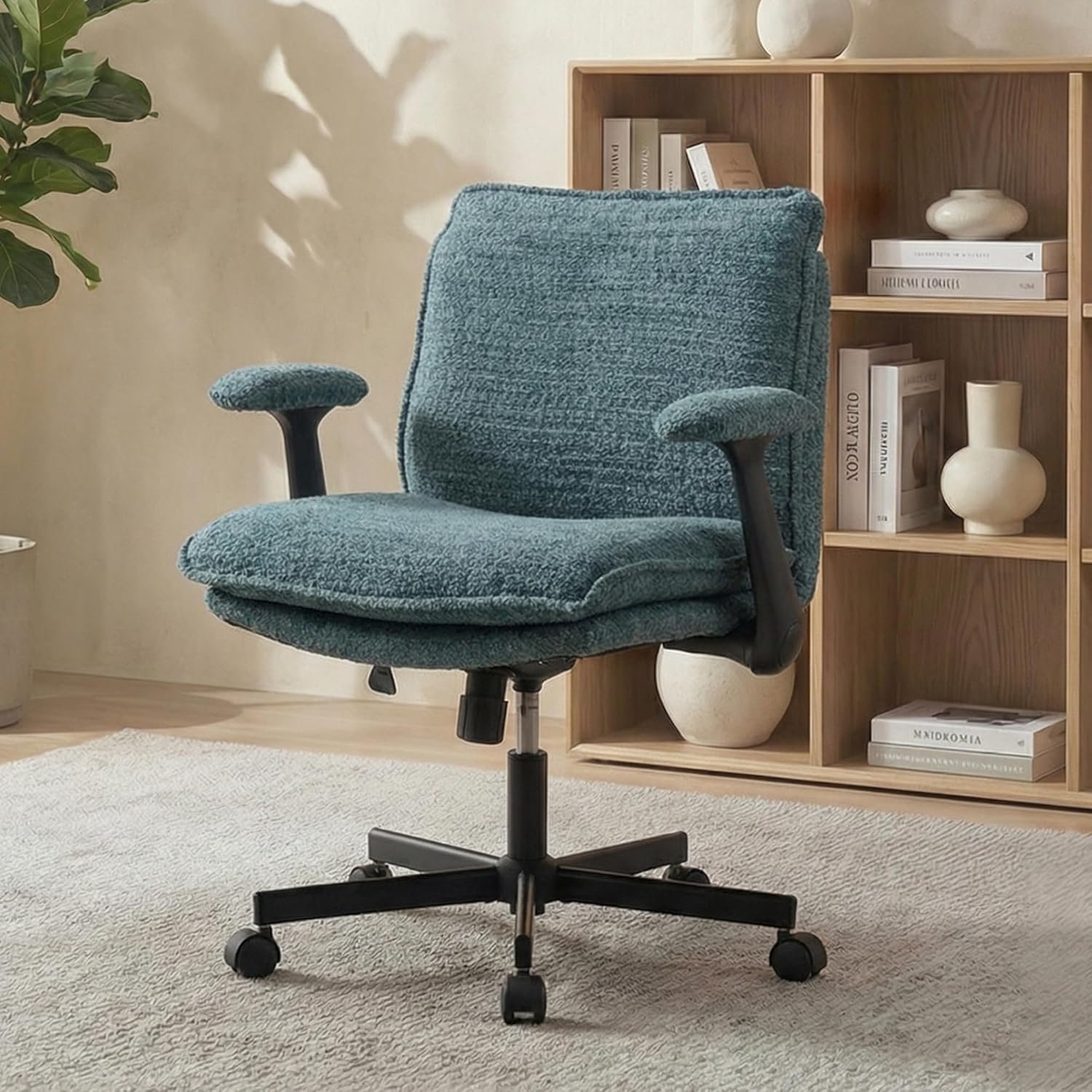 Read more about the article WELAX Criss Cross Chair with Wheels – Comfortable and Versa